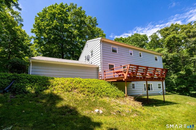 33 Hurds Hill Road, Woodbury, CT 06798