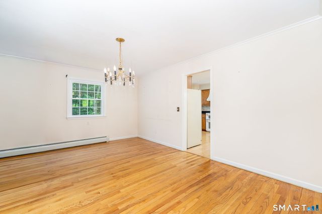 33 Hurds Hill Road, Woodbury, CT 06798