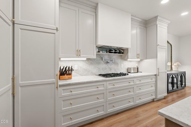 4401 Vista Pointe Drive, Medford, OR 97504