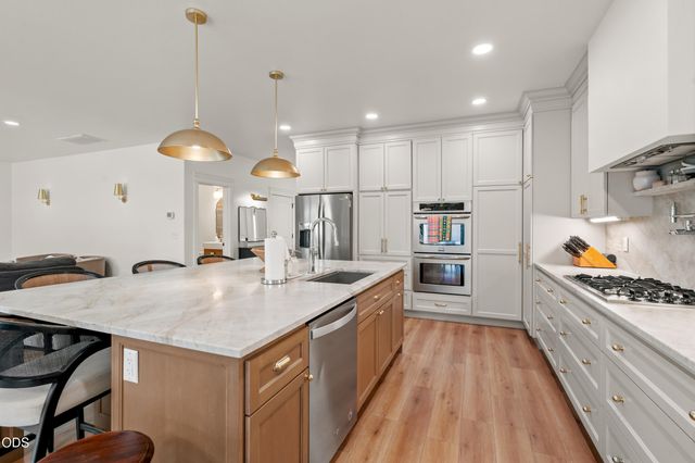 4401 Vista Pointe Drive, Medford, OR 97504