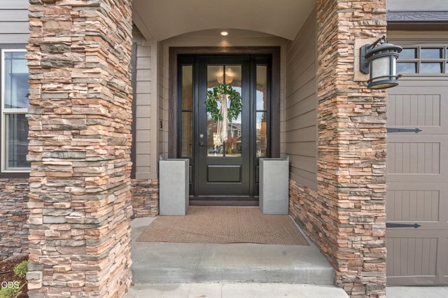 4401 Vista Pointe Drive, Medford, OR 97504