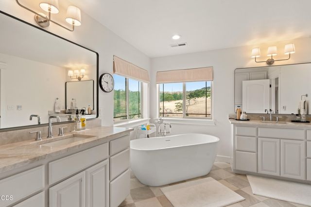 4401 Vista Pointe Drive, Medford, OR 97504