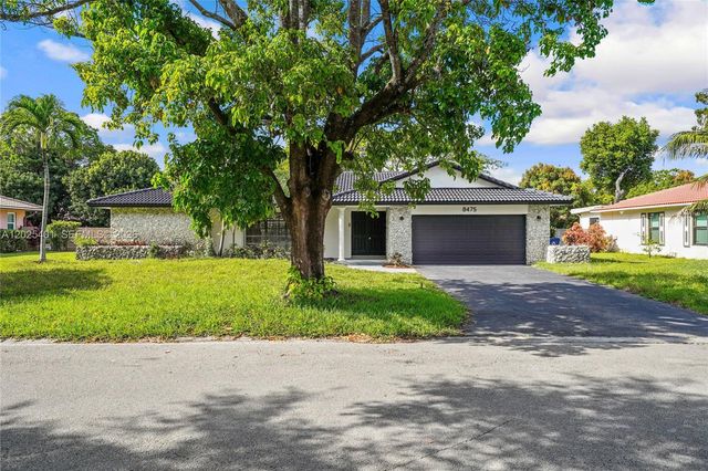8475 NW 2nd Mnr, Coral Springs, FL 33071