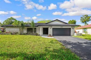8475 NW 2nd Mnr, Coral Springs, FL 33071