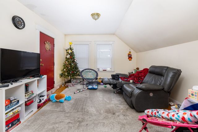 372 Pleasant Street, Windham, CT 06226