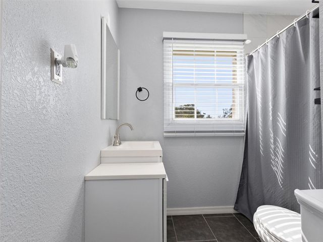 5209 LLOYD STREET, Seffner, FL 33584