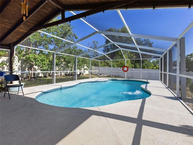 5209 LLOYD STREET, Seffner, FL 33584