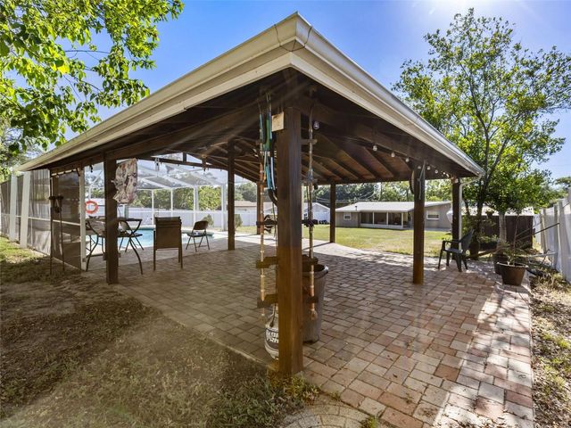 5209 LLOYD STREET, Seffner, FL 33584
