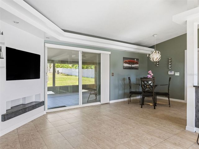5209 LLOYD STREET, Seffner, FL 33584