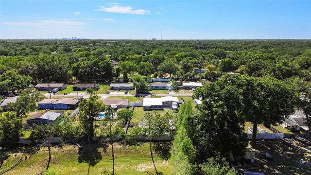 5209 LLOYD STREET, Seffner, FL 33584