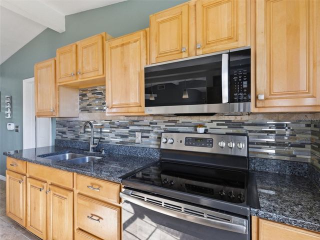 5209 LLOYD STREET, Seffner, FL 33584