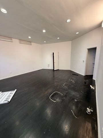 2316 N California Avenue, Chicago, IL 60647