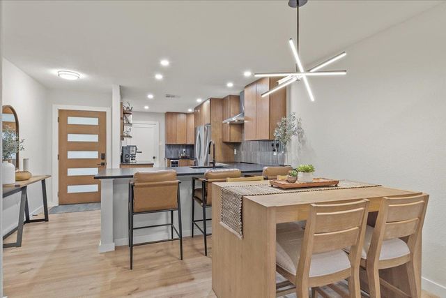 8001 Forest Mesa DR B, Austin, TX 78759