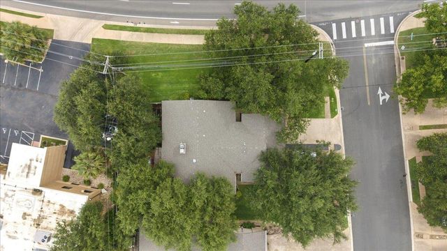 8001 Forest Mesa DR B, Austin, TX 78759