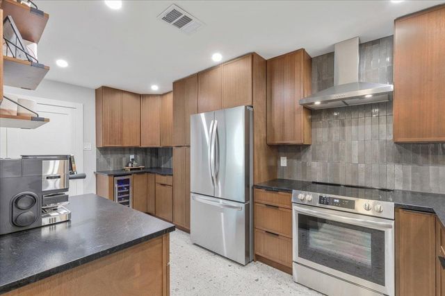 8001 Forest Mesa DR B, Austin, TX 78759