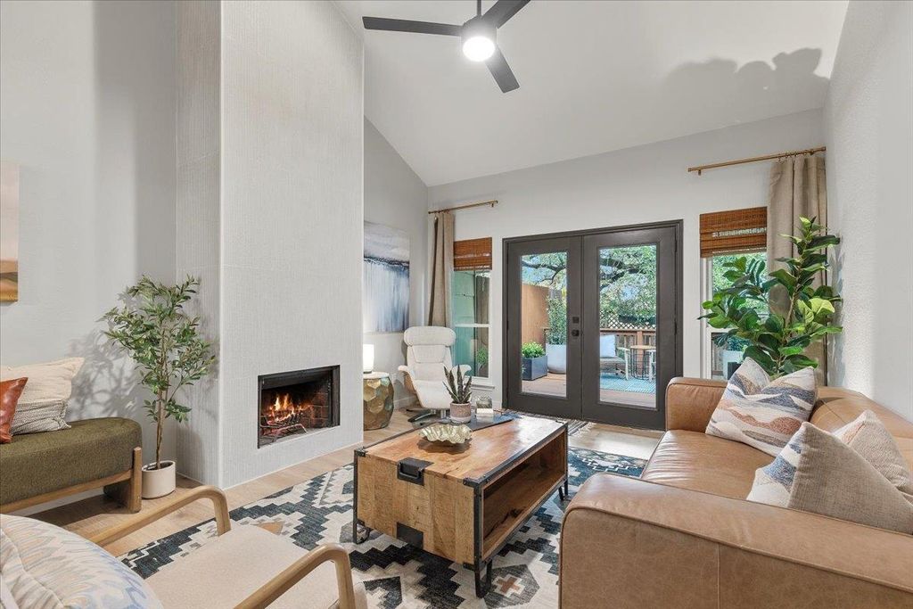 8001 Forest Mesa DR B, Austin, TX 78759