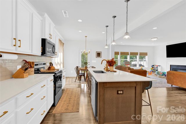 3153 Pinehills Way 103, Mount Holly, NC 28120