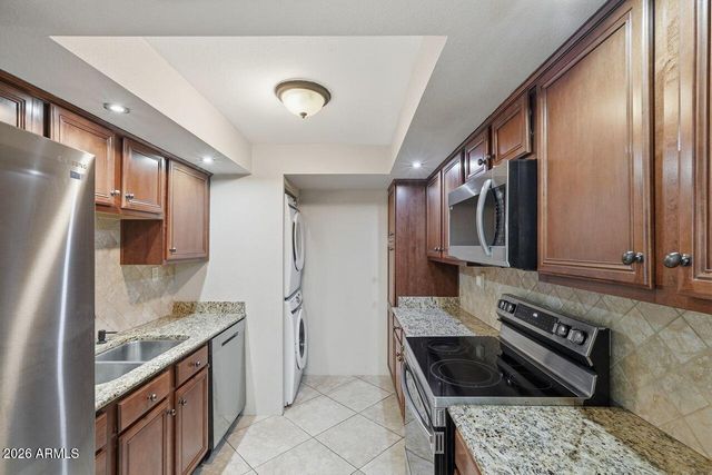 8500 E INDIAN SCHOOL Road 247, Scottsdale, AZ 85251