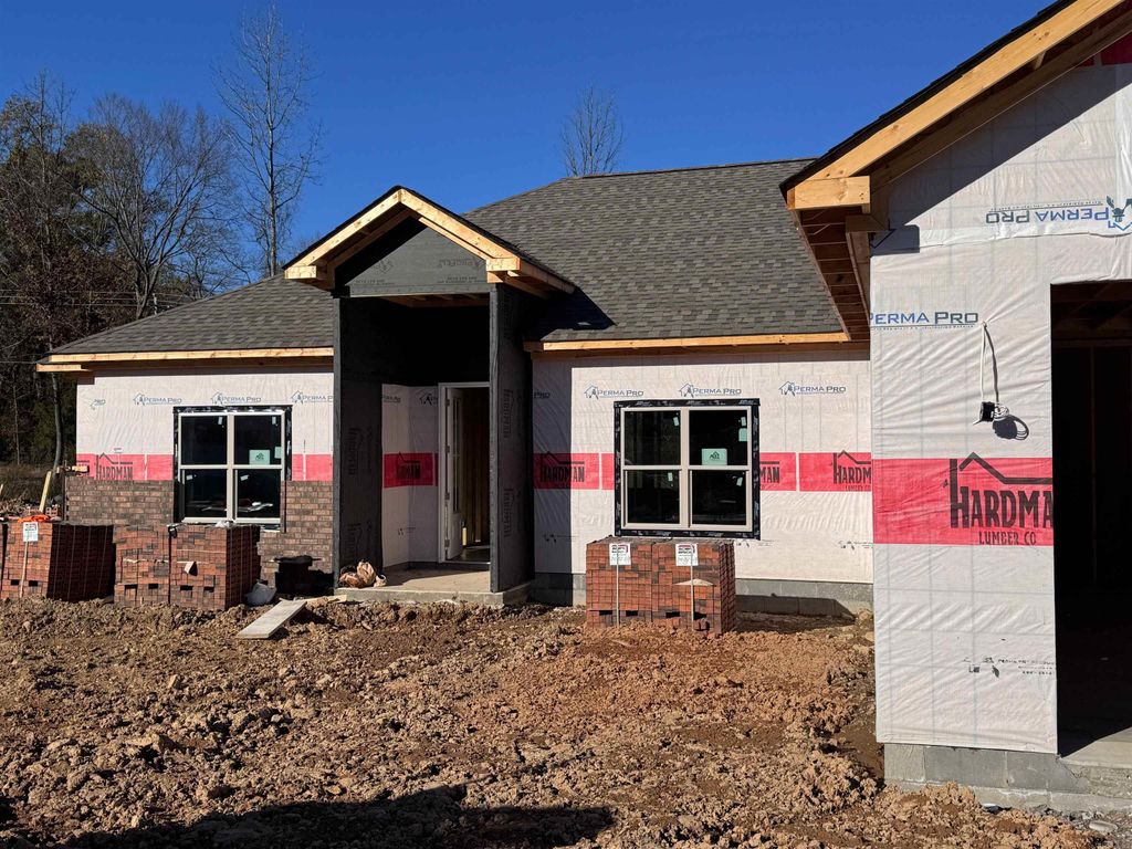 130 Petronia, Hot Springs, AR 71913