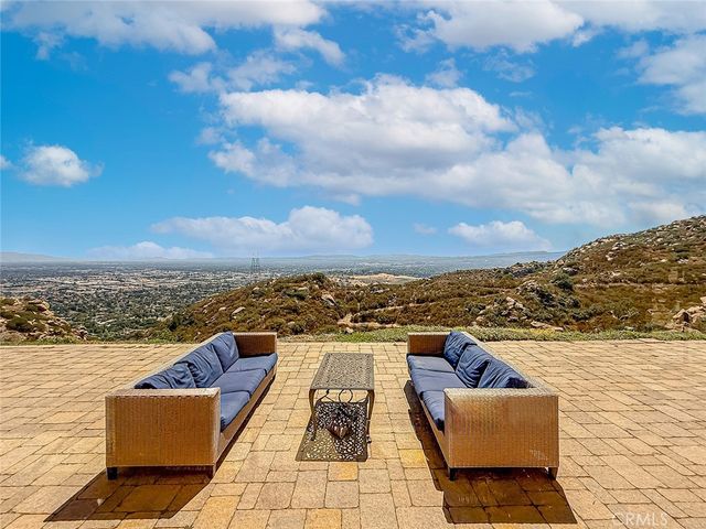 10200 Lilac, Chatsworth, CA 93063