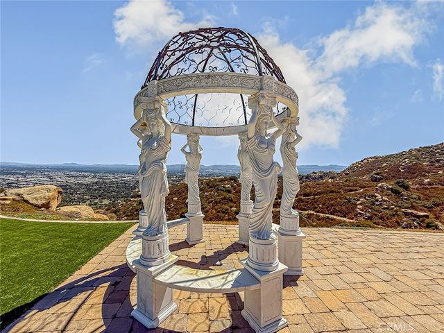 10200 Lilac, Chatsworth, CA 93063