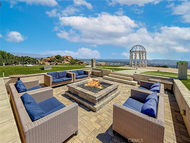 10200 Lilac, Chatsworth, CA 93063