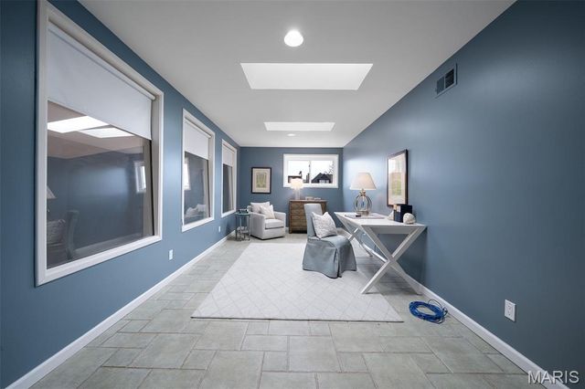 5089 Waterman Boulevard, St Louis, MO 63108