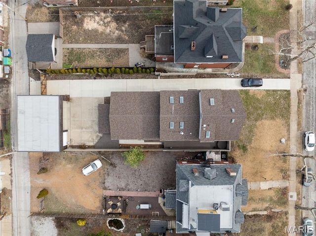 5089 Waterman Boulevard, St Louis, MO 63108