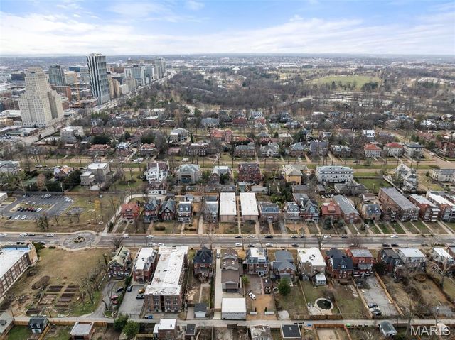 5089 Waterman Boulevard, St Louis, MO 63108