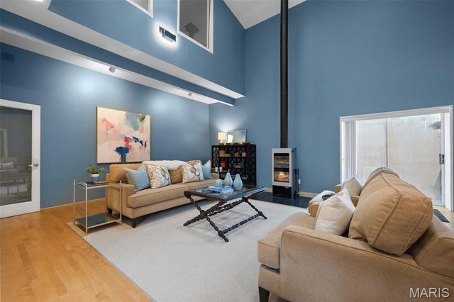 5089 Waterman Boulevard, St Louis, MO 63108