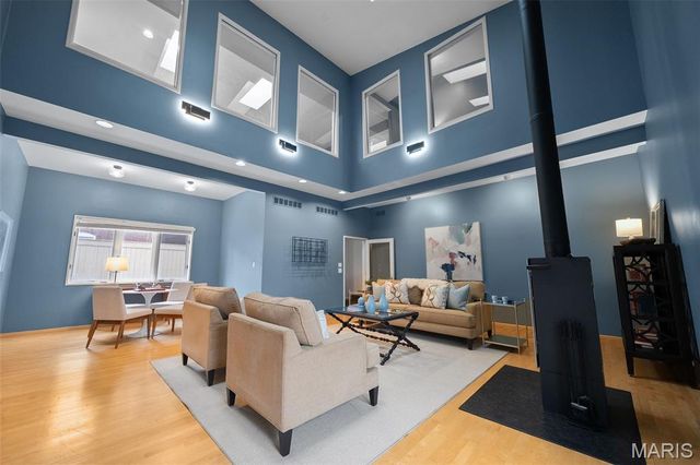 5089 Waterman Boulevard, St Louis, MO 63108