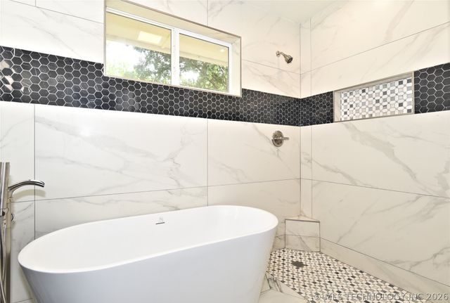 28082 E 121st Street S, Coweta, OK 74429