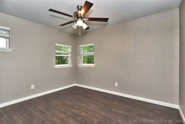 28082 E 121st Street S, Coweta, OK 74429