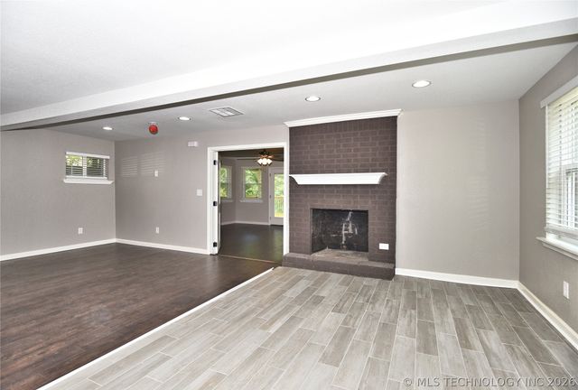 28082 E 121st Street S, Coweta, OK 74429