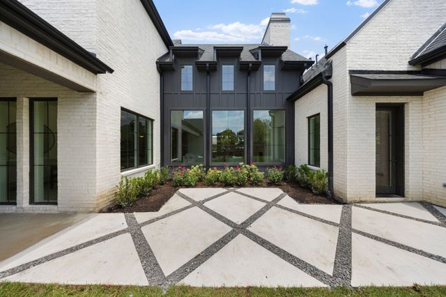 6930 Pemberton Drive, Dallas, TX 75230