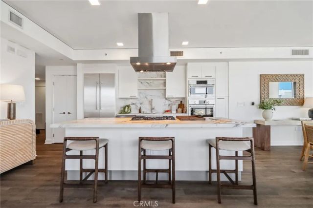 9 MacArthur Place 1507, Santa Ana, CA 92707
