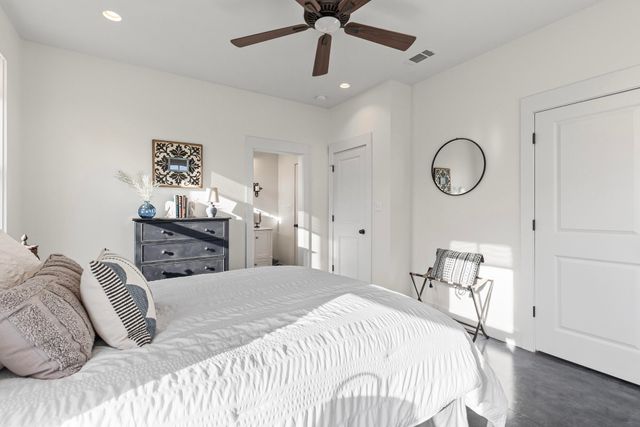 17 pickwick Point, Lumberton, MS 39455