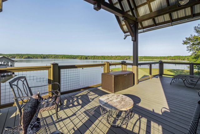 17 pickwick Point, Lumberton, MS 39455