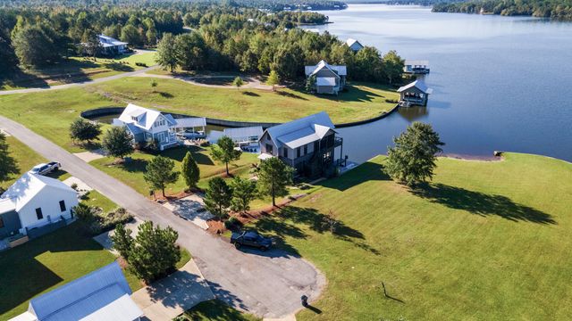 17 pickwick Point, Lumberton, MS 39455