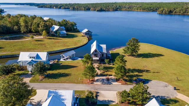 17 pickwick Point, Lumberton, MS 39455