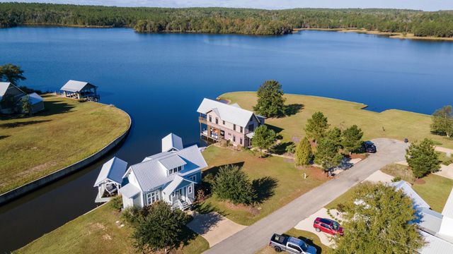 17 pickwick Point, Lumberton, MS 39455