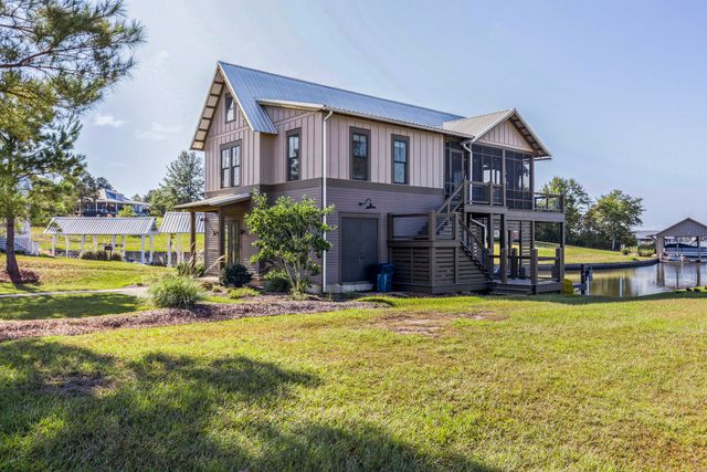 17 pickwick Point, Lumberton, MS 39455