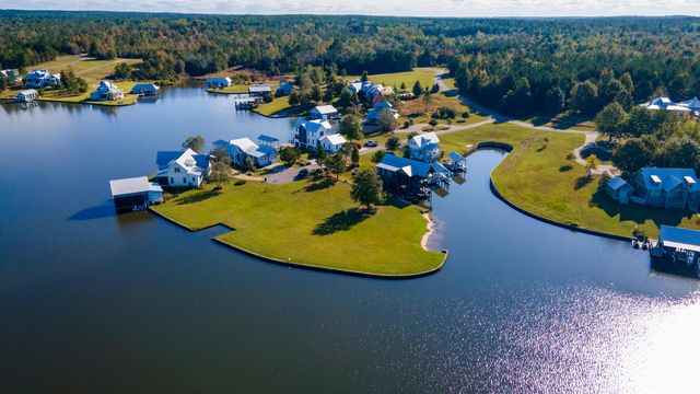 17 pickwick Point, Lumberton, MS 39455