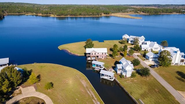 17 pickwick Point, Lumberton, MS 39455