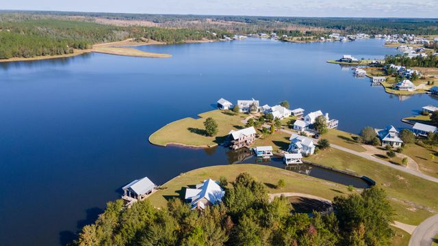 17 pickwick Point, Lumberton, MS 39455