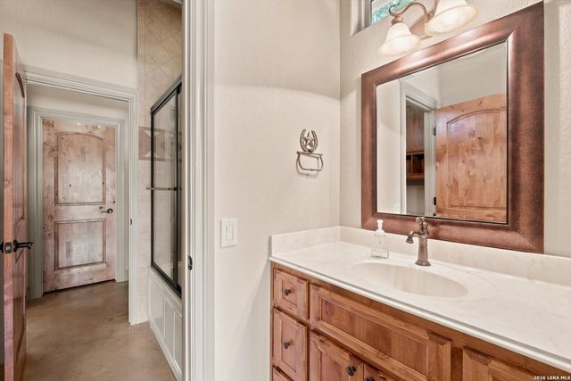 26310 E Rockwall, New Braunfels, TX 78132