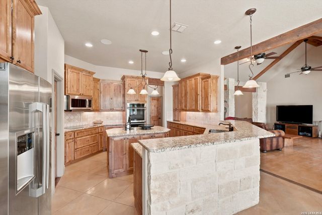 26310 E Rockwall, New Braunfels, TX 78132