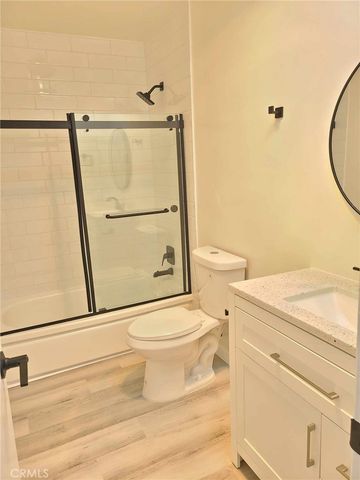 2758 Orange Avenue 4, Torrance, CA 90501