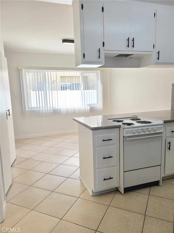 2758 Orange Avenue 4, Torrance, CA 90501