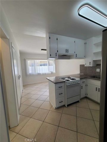 2758 Orange Avenue 4, Torrance, CA 90501